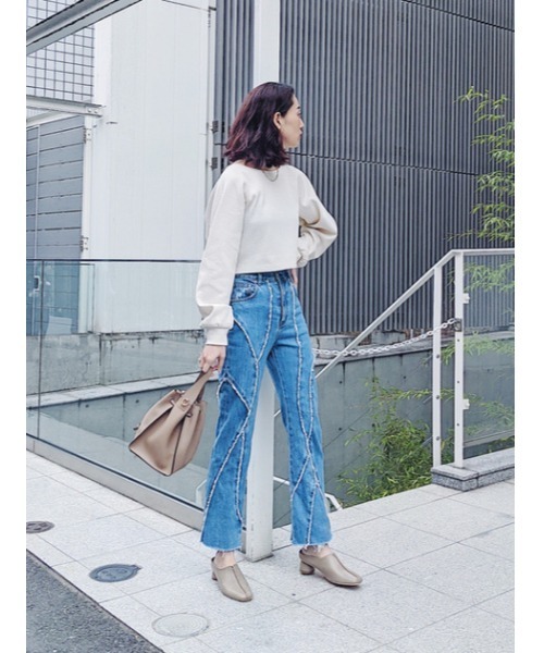 MOUSSY(マウジー)の「BACK LACE UP CROPPED トップス(Tシャツ/カットソー・レディース・アイボリー/ブラウン/カーキ/パープル・FREE)」の20枚目の写真