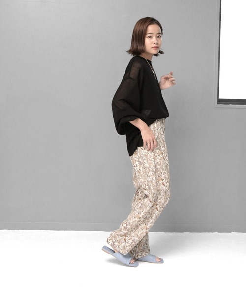 SOROTTO（ソロット）の「ソフトスクエアトゥサンダル（サンダル・レディース・ホワイト/ブラック/グレイッシュベージュ/ブルー・LL/S/M/L）」の15枚目の写真