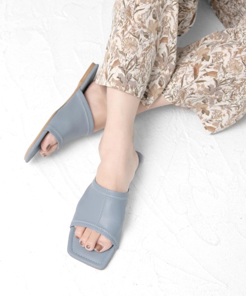 SOROTTO（ソロット）の「ソフトスクエアトゥサンダル（サンダル・レディース・ホワイト/ブラック/グレイッシュベージュ/ブルー・LL/S/M/L）」の7枚目の写真