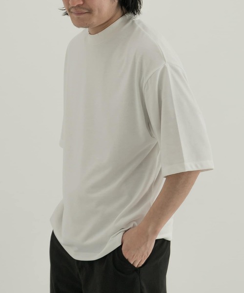 Uiscel(ユイセル)の「Uiscel 『別注』アートグラフィックTシャツA(Tシャツ/カットソー・メンズ・ホワイト・ONE)」の4枚目の写真
