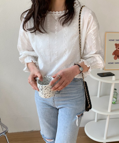 ABITOKYO（アビトーキョー）の「フラワーレースボリュームスリーブブラウス（シャツ/ブラウス・レディース・ホワイト/ネイビー/ブラック/ベージュ/グレー/ブルー/グリーン/ブラウン・FREE）」の20枚目の写真