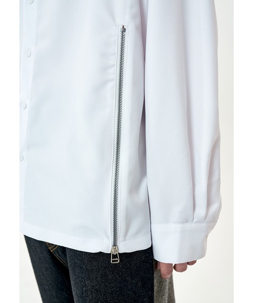 OY(オーワイ)の「『OY/オーワイ』CUTTING ZIPPER SHIRTS/カッティングジッパーシャツ(シャツ/ブラウス・メンズ・ホワイト/ブルー/ブラック・FREE)」の9枚目の写真