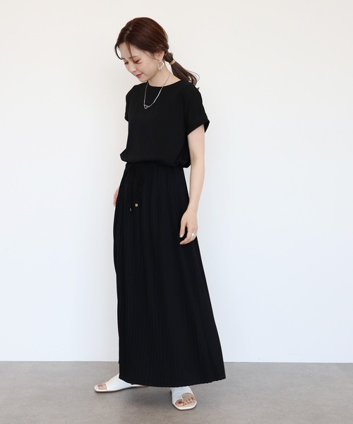 AMERICAN HOLIC(アメリカンホリック)の「プリーツカットワンピース(ワンピース・レディース・ブラック/サックスブルー/アイボリー/モカ・FREE)」の21枚目の写真