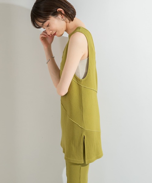 KBF(ケイビーエフ)の「BACKオープンメローリブタンクトップ(タンクトップ・レディース・アイボリー/ベージュ/グリーン・ONE)」の5枚目の写真