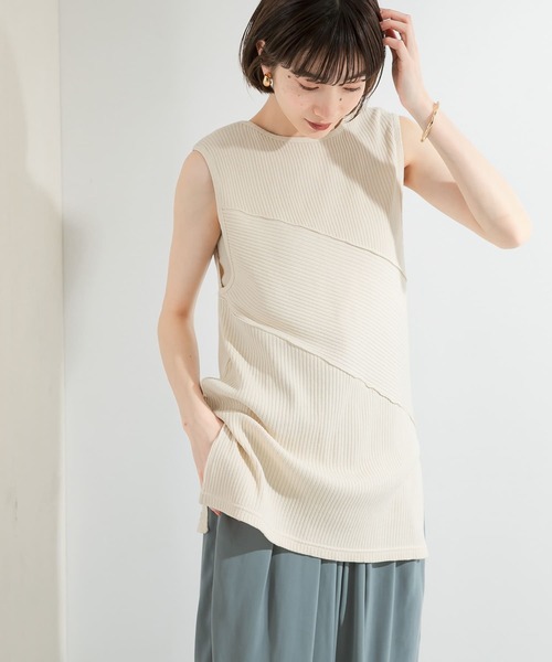 KBF(ケイビーエフ)の「BACKオープンメローリブタンクトップ(タンクトップ・レディース・アイボリー/ベージュ/グリーン・ONE)」の8枚目の写真