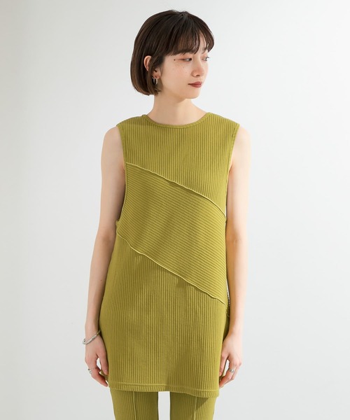 KBF(ケイビーエフ)の「BACKオープンメローリブタンクトップ(タンクトップ・レディース・アイボリー/ベージュ/グリーン・ONE)」の12枚目の写真