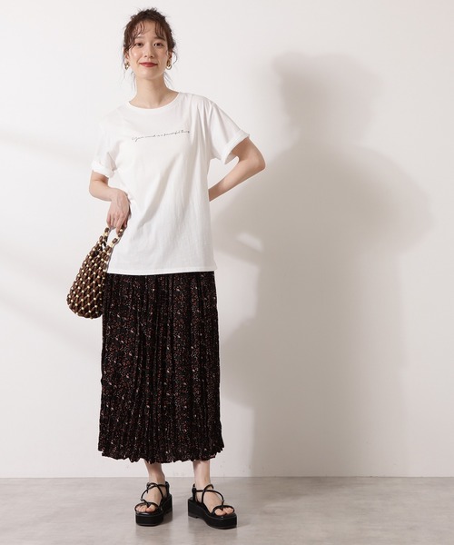 N.（N. Natural Beauty Basic）（エヌエヌナチュラルビューティーベーシック）の「フローラルワッシャープリーツスカート（スカート・レディース・ブラック系その他/ホワイト系その他・MEDIUM）」の7枚目の写真