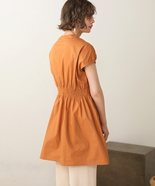 Bab(バブ)の「【WEB限定】シャーリングシャツブラウス(シャツ/ブラウス・レディース・ブラック/ブラウン/オフホワイト・38)」の9枚目の写真