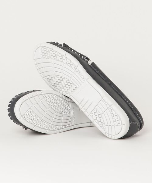 Minnetonka（ミネトンカ）の「MINNETONKA(ミネトンカ) UNBEADED KILTY /キルティ モカシン 表革 /MN204（モカシン/デッキシューズ・レディース・ホワイト/ネイビー・8/7/6/5）」の4枚目の写真