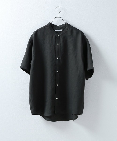 JOURNAL STANDARD（ジャーナルスタンダード）の「トリアセ バンドカラー ショートスリーブシャツ（シャツ/ブラウス・メンズ・ベージュ/タン/ブラック系その他/ベージュ系その他・SMALL/MEDIUM/LARGE）」の2枚目の写真