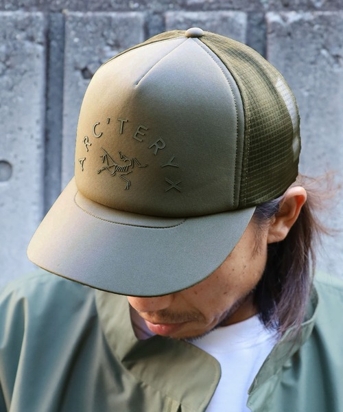 ARC'TERYX Trucker Curved キャップ ベージュ ARC'TERYX/Bird Trucker Curved｜Daytona Park(FREAK'S STORE