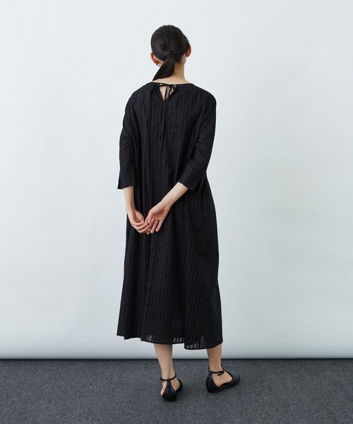 Loisir ロワズィール フード付きワンピース 38 黒 定番 人気 Loisir ロワズィール フード付きワンピース 38 黒 定番 人気
