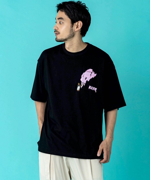 KGFR(カガフリ)の「KGFR(カガフリ)PAINT BEARポケットカットソー/Tシャツ/TEE/ベア(Tシャツ/カットソー・メンズ・ホワイト/ブラック/ライトグレー/ライトグリーン・M/L)」の3枚目の写真