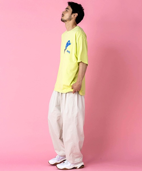 KGFR(カガフリ)の「KGFR(カガフリ)PAINT BEARポケットカットソー/Tシャツ/TEE/ベア(Tシャツ/カットソー・メンズ・ホワイト/ブラック/ライトグレー/ライトグリーン・M/L)」の13枚目の写真