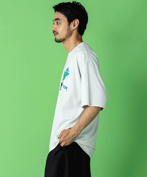 KGFR(カガフリ)の「KGFR(カガフリ)PAINT BEARポケットカットソー/Tシャツ/TEE/ベア(Tシャツ/カットソー・メンズ・ホワイト/ブラック/ライトグレー/ライトグリーン・M/L)」の18枚目の写真