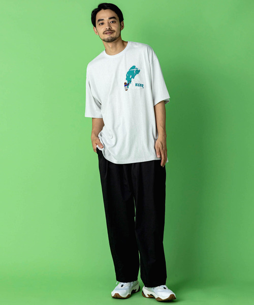 KGFR(カガフリ)の「KGFR(カガフリ)PAINT BEARポケットカットソー/Tシャツ/TEE/ベア(Tシャツ/カットソー・メンズ・ホワイト/ブラック/ライトグレー/ライトグリーン・M/L)」の19枚目の写真