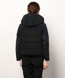 デサント　ダウンベスト　美品 DESCENTE（デサント）の「【デサントオルテライン】水沢ダウン