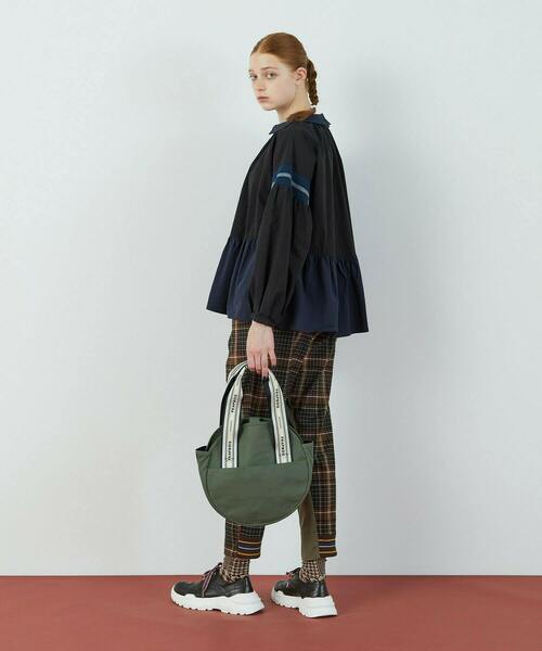 FRAPBOIS(フラボア)の「ラウンドトートバッグ(トートバッグ・レディース・ネイビー/カーキ/アイボリー・FREE)」の18枚目の写真