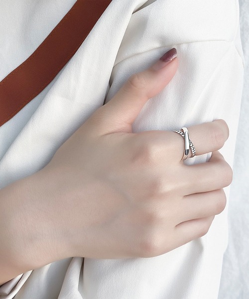 clarity blanc（クラリティーブラン）の「925シルバー リング フリーサイズ（リング・レディース・O/E/F/D/U/W/M/C/P/G/H/Q/N/L/B/V/T/J/A/R/I/K/S/ピンクゴールド/シルバー系その他3/シルバー/ホワイト/シルバー系2/シルバー系1・FREE）」の21枚目の写真