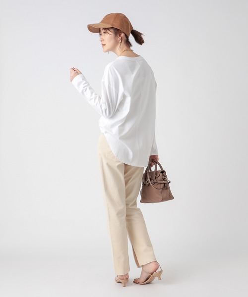 RIVE DROITE（リヴドロワ）の「レイヤードに必須アイテム　ハイゲージ天竺ロングスリーブカットソー（Tシャツ/カットソー・レディース・オフホワイト・FREE）」の14枚目の写真