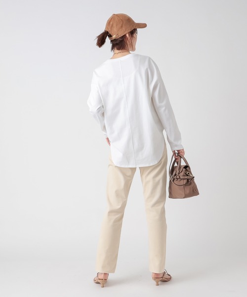 RIVE DROITE（リヴドロワ）の「レイヤードに必須アイテム　ハイゲージ天竺ロングスリーブカットソー（Tシャツ/カットソー・レディース・オフホワイト・FREE）」の3枚目の写真