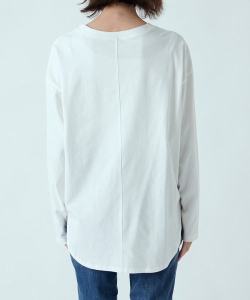 RIVE DROITE（リヴドロワ）の「レイヤードに必須アイテム　ハイゲージ天竺ロングスリーブカットソー（Tシャツ/カットソー・レディース・オフホワイト・FREE）」の18枚目の写真