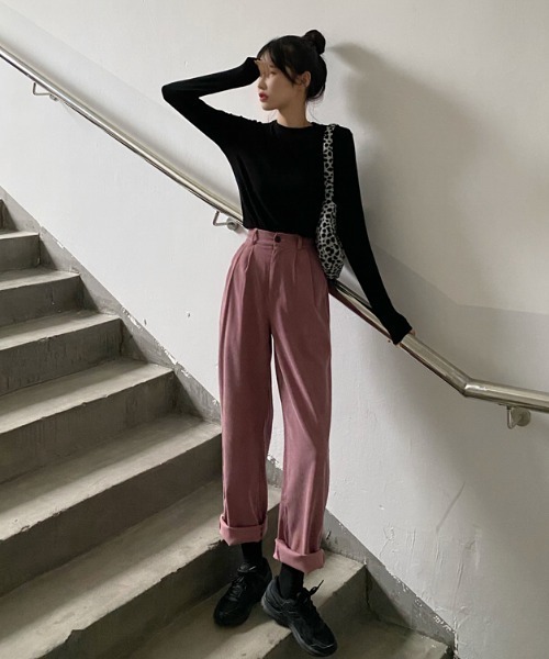 MANGROVE(マングローブ)の「ウエストゴムコーデュロイストレートパンツ(その他パンツ・レディース・ホワイト/ブラウン/ピンク・FREE)」の6枚目の写真