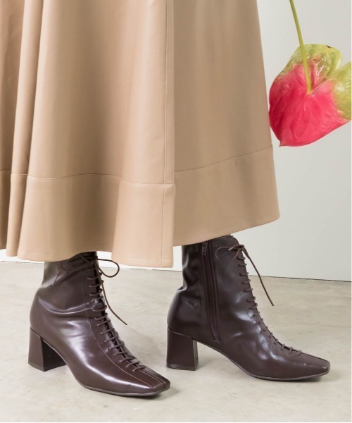 RANDA(ランダ)の「ストレスフリー/ソフト レースアップショートブーツ(ブーツ・レディース・ブラック/ダークブラウン/ベージュ・S/M/L/LL)」の21枚目の写真