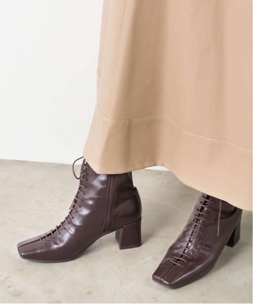 RANDA(ランダ)の「ストレスフリー/ソフト レースアップショートブーツ(ブーツ・レディース・ブラック/ダークブラウン/ベージュ・S/M/L/LL)」の7枚目の写真