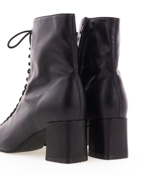 RANDA(ランダ)の「ストレスフリー/ソフト レースアップショートブーツ(ブーツ・レディース・ブラック/ダークブラウン/ベージュ・S/M/L/LL)」の14枚目の写真