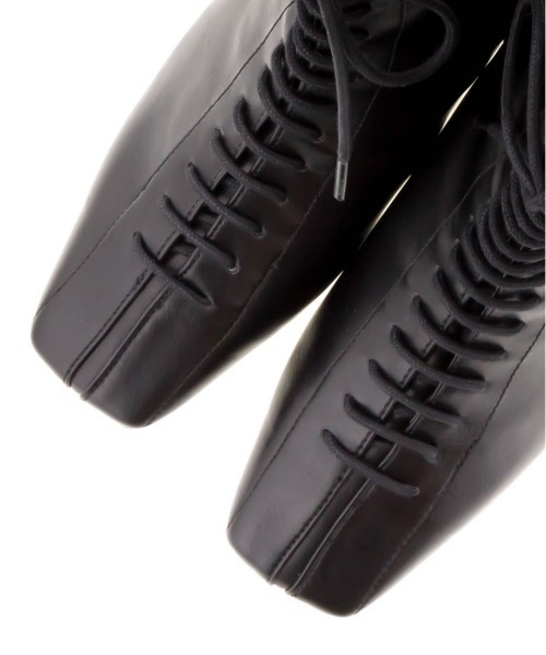 RANDA(ランダ)の「ストレスフリー/ソフト レースアップショートブーツ(ブーツ・レディース・ブラック/ダークブラウン/ベージュ・S/M/L/LL)」の5枚目の写真