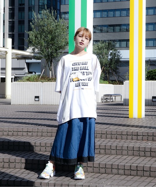 YEAH RIGHT!!(イェーライト)の「nyoroli TAPE TEE(Tシャツ/カットソー・レディース・ホワイト/ブラック/ネイビー・1)」の5枚目の写真
