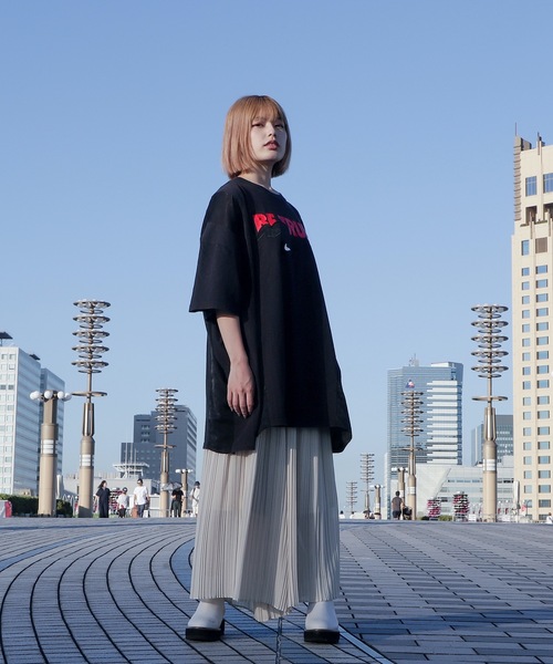 YEAH RIGHT!!(イェーライト)の「nyoroli TAPE TEE(Tシャツ/カットソー・レディース・ホワイト/ブラック/ネイビー・1)」の6枚目の写真