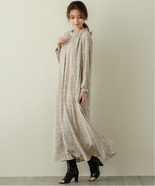 La-gemme（ラジェム）の「バルーンスリーブワンピース（ワンピース・レディース・ホワイト/ブラック/ベージュ/ブラウン/ワインレッド/ブラック系その他/イエロー/グリーン/ラベンダー・フリー/C）」の5枚目の写真