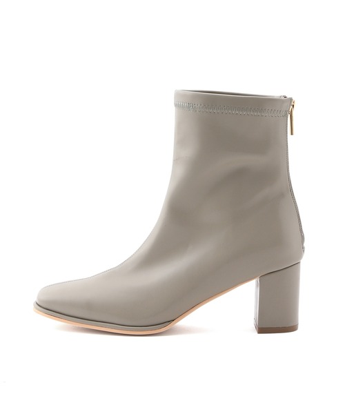 Juze(ジュゼ)の「柔らかく足にフィット。スクエアトゥストレッチブーツ(ブーツ・レディース・オフホワイト/ベージュ系その他2/ブラック/ブラウン/ベージュ系その他・LL/L/M/S)」の12枚目の写真