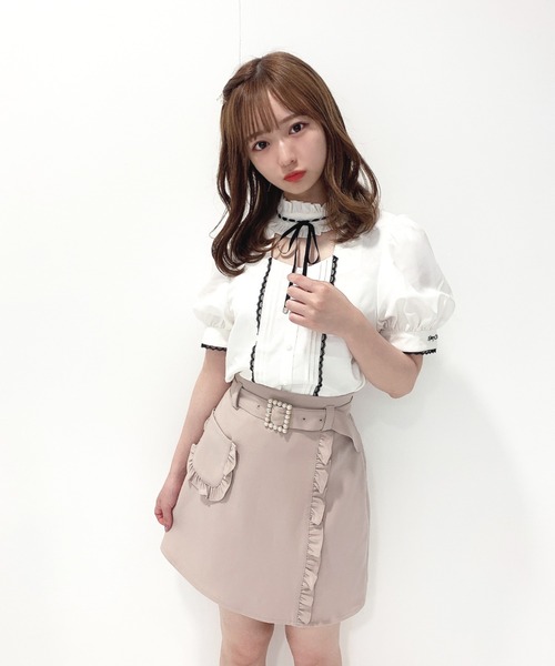 Honey Cinnamon(ハニーシナモン)の「スクエアパールバックル台形スカート(スカート・レディース・ブラック/ピンク・FREE)」の3枚目の写真