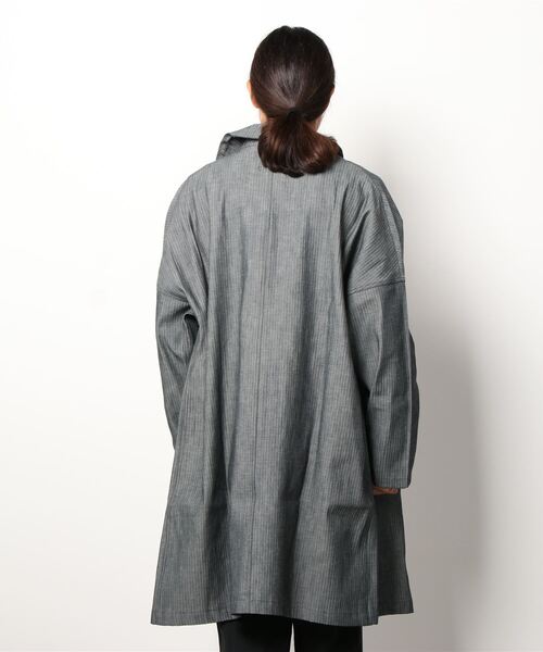 Yarmo（ヤーモ）の「[ Yarmo×OMNIGOD ] 別注 インディゴヘリンボーン ダスターコート（ステンカラーコート・メンズ・グレー系その他・M/L）」の3枚目の写真