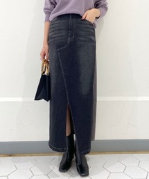 RIVE DROITE（リヴドロワ）の「洗練感のある大人のカジュアルスタイル　デニム×カットスウェードスカート（スカート）」