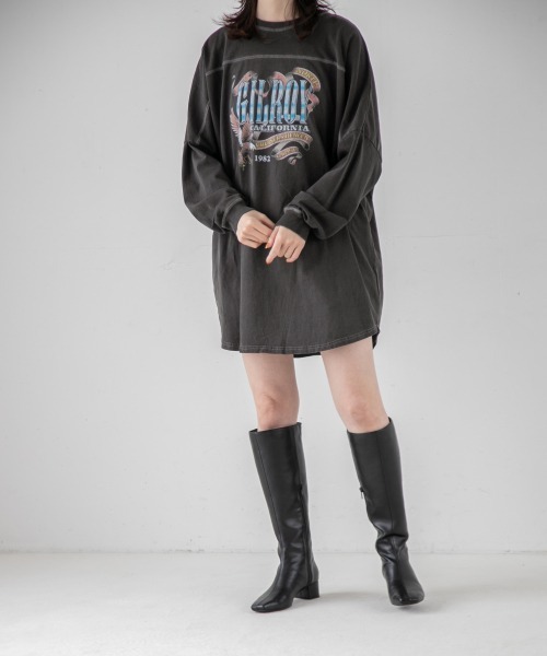 yuw(ユウ)の「イーグル ロングTEE 257318(Tシャツ/カットソー・レディース・ブラック・FREE)」の4枚目の写真