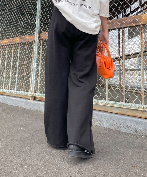 SHAGGIE（シャギー）の「LOOK IN AMAZEMENTサイドスナップ裏毛スウェットパンツ（スウェットパンツ・レディース・ホワイト/ライトブルー/ブラック/グレー・SMALL/MEDIUM/LARGE）」の10枚目の写真