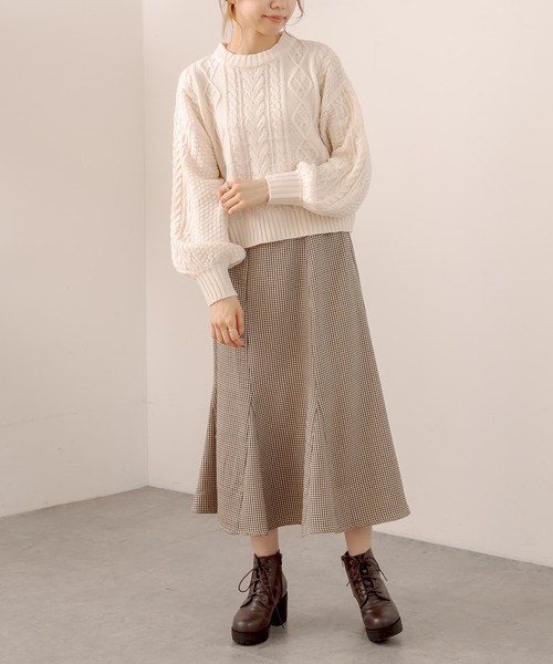 OLIVE des OLIVE（オリーブデオリーブ）の「【WEB限定】後ろレースアップケーブルニット（ニット/セーター・レディース・ベージュ/ブルー/アイボリー/ミント・FREE）」の21枚目の写真