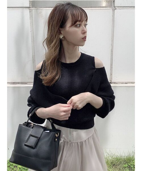 dazzlin（ダズリン）の「カシュクールニットプルオーバー（ニット/セーター・レディース・ブラック/グレー/モカ/パープル/ラベンダー/オフホワイト/ベージュ・FREE）」の12枚目の写真