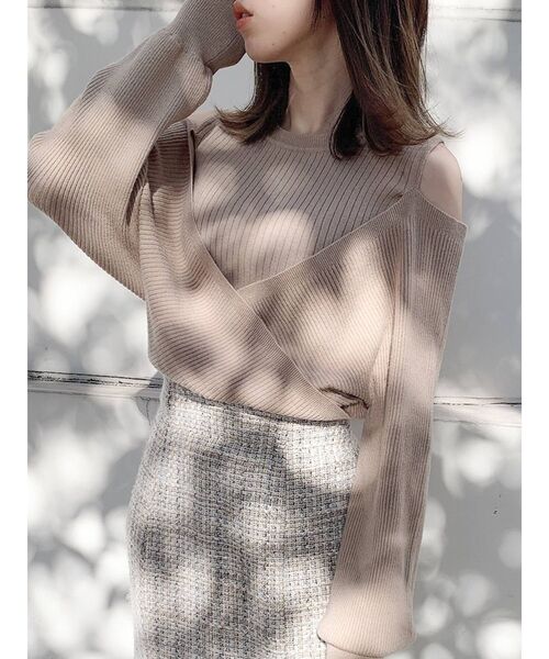 dazzlin（ダズリン）の「カシュクールニットプルオーバー（ニット/セーター・レディース・ブラック/グレー/モカ/パープル/ラベンダー/オフホワイト/ベージュ・FREE）」の16枚目の写真