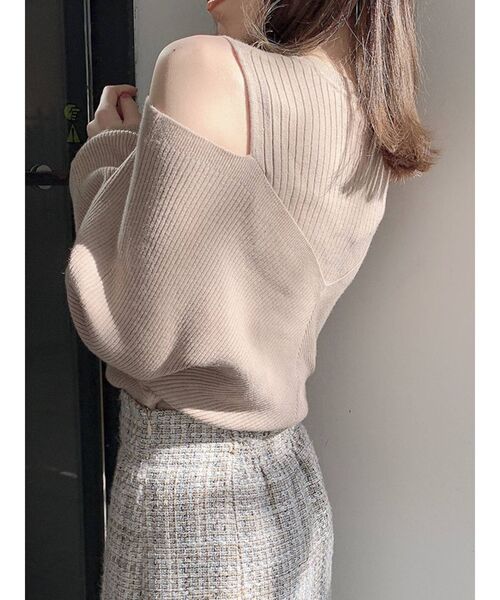 dazzlin（ダズリン）の「カシュクールニットプルオーバー（ニット/セーター・レディース・ブラック/グレー/モカ/パープル/ラベンダー/オフホワイト/ベージュ・FREE）」の17枚目の写真