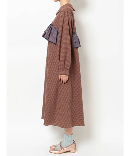 merry jenny（メリージェニー）の「【WEB限定】チェックアシメフリルワンピース（ワンピース・レディース・ネイビー/ブラウン/グリーン・FREE）」の8枚目の写真