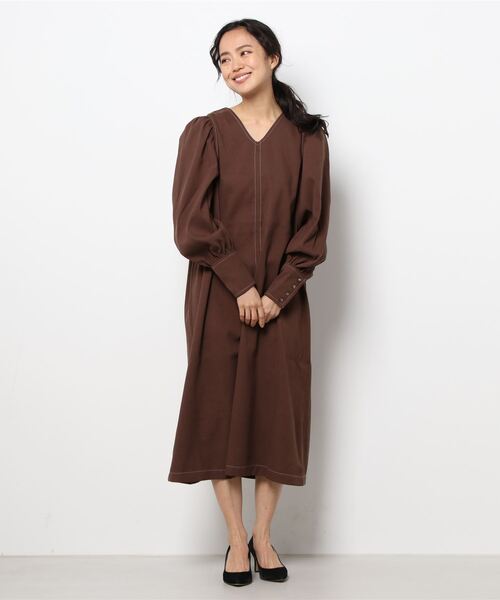 STYLEBLOCK(スタイルブロック)の「ピーチ起毛配色ステッチワンピース(ワンピース・レディース・ブラック/グリーン/ブラウン/ホワイト系その他・M)」の7枚目の写真