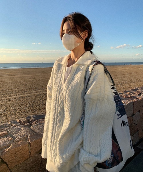 HALEY PESCA（ヘーリーペスカ）の「HALEY PESCA/オーバーシルエット Vネックニット（ニット/セーター・レディース・ホワイト/ブラック/オレンジ・FREE）」の13枚目の写真