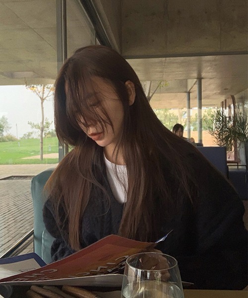 HALEY PESCA（ヘーリーペスカ）の「HALEY PESCA/オーバーシルエット Vネックニット（ニット/セーター・レディース・ホワイト/ブラック/オレンジ・FREE）」の12枚目の写真