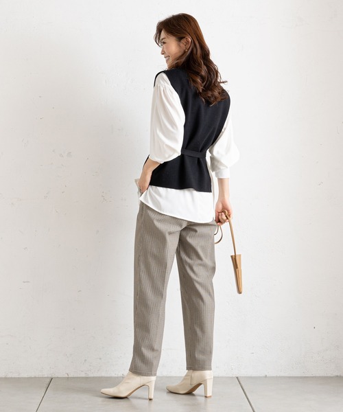 prose verse（プロズヴェール）の「【セットアイテム】ニットベスト×袖ボリュームブラウス（ベスト・レディース・ブラック/グレー/ベージュ・FREE）」の21枚目の写真