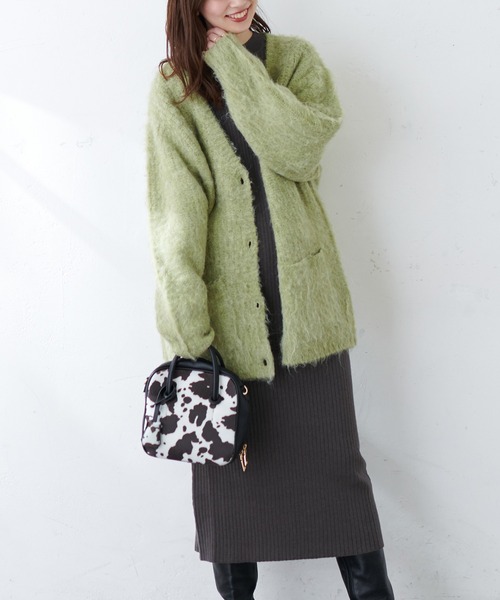 natural couture(ナチュラルクチュール)の「【WEB限定】ワイドリブボリューム袖ニットワンピース(ワンピース・レディース・チャコールグレー/ブラウン/オフホワイト/グリーン・FREE)」の8枚目の写真
